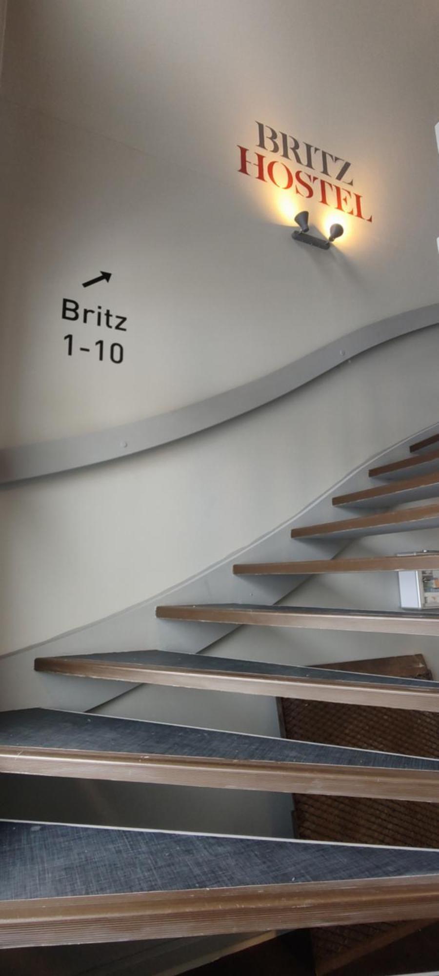 Britz Hostel Kristinehamn Exterior foto